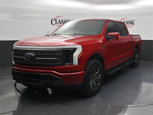 2022 Ford F-150 Lightning LARIAT