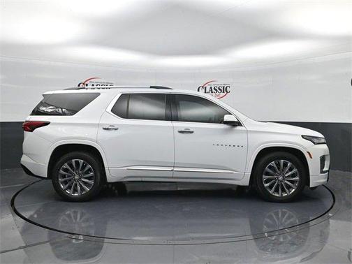2022 Chevrolet Traverse Premier