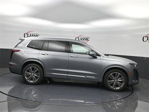 2025 Cadillac XT6 Premium Luxury FWD