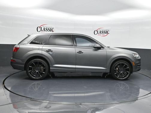 2017 Audi Q7 3.0T Premium Plus