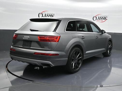 2017 Audi Q7 3.0T Premium Plus