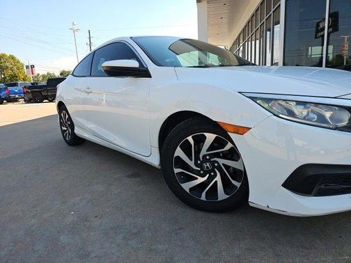 2018 Honda Civic LX-P