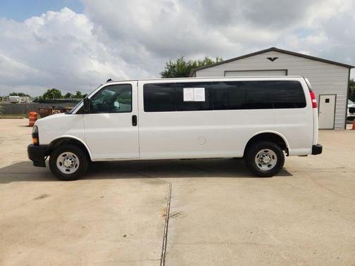 Summit White 2024 Chevrolet Express 3500 LS