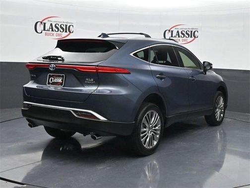 2022 Toyota Venza XLE