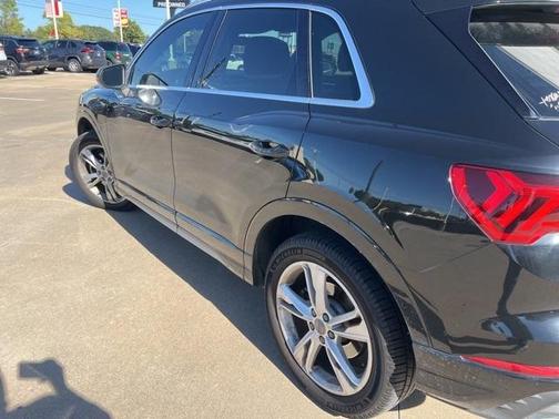 2020 Audi Q3 45 S line Premium