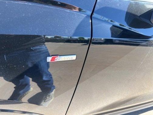 2020 Audi Q3 45 S line Premium