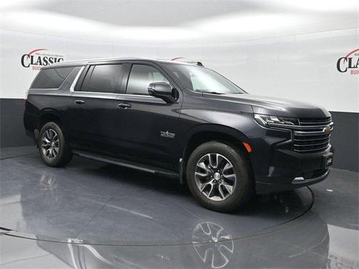 2022 Chevrolet Suburban LT