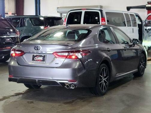 Predawn Gray Mica 2022 Toyota Camry SE