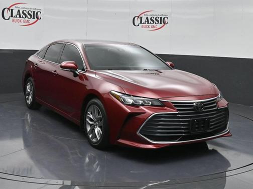 2020 Toyota Avalon XLE