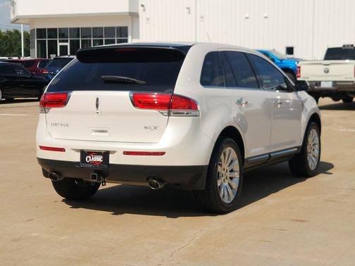 White Platinum Clearcoat Metallic 2013 Lincoln MKX Base