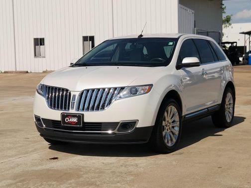 White Platinum Clearcoat Metallic 2013 Lincoln MKX Base