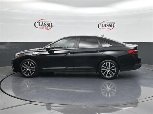 2025 Volkswagen Jetta 1.5T SE