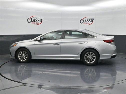 2019 Hyundai SONATA SE