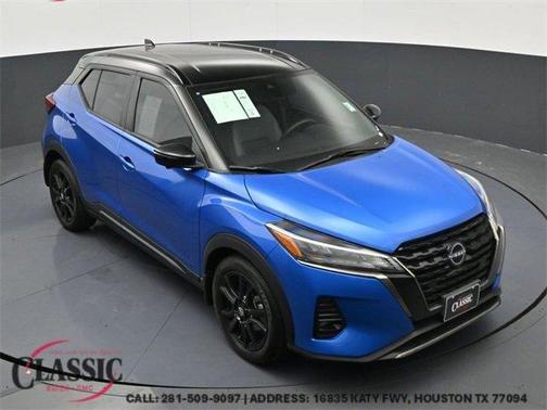 2024 Nissan Kicks SR