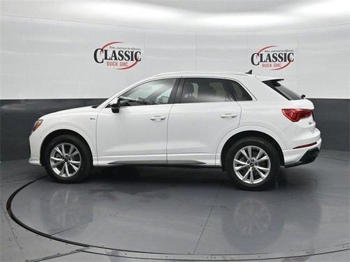 2021 Audi Q3 45 S line Premium