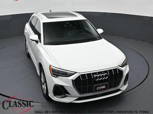 2021 Audi Q3 45 S line Premium