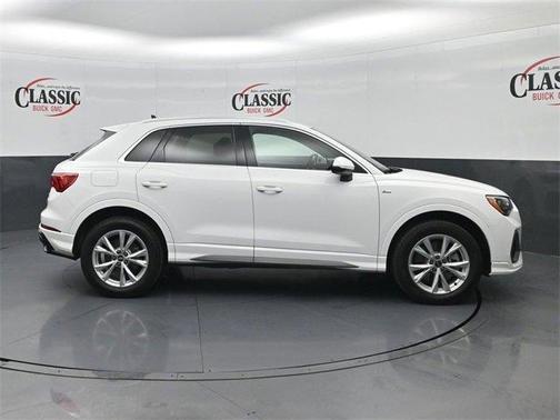 2021 Audi Q3 45 S line Premium