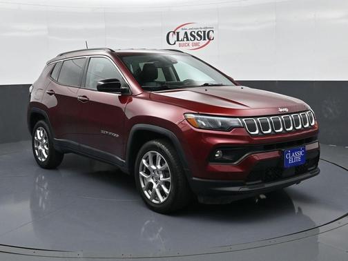 2022 Jeep Compass Latitude Lux