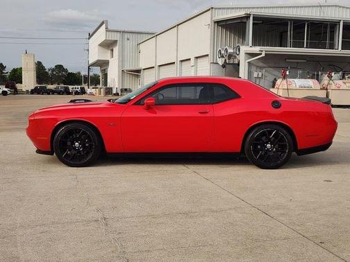 Torred Clearcoat 2015 Dodge Challenger R/T Shaker