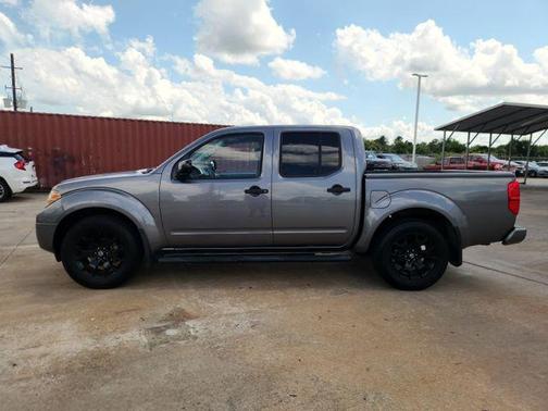 Gun Metallic 2020 Nissan Frontier SV