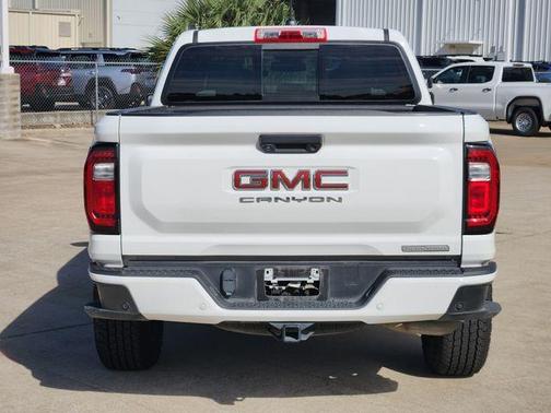 Summit White 2023 GMC Canyon Elevation