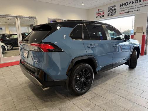 2024 Toyota RAV4 Hybrid XSE