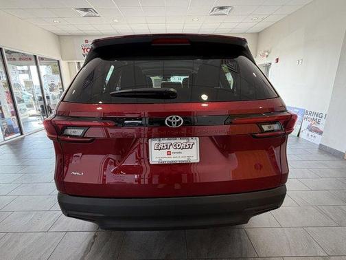 2026 Toyota Grand Highlander LE