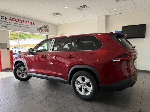 2026 Toyota Grand Highlander LE