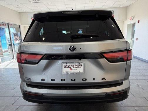 2023 Toyota Sequoia SR5