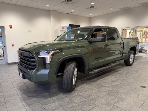 2022 Toyota Tundra SR5