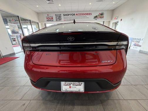 2026 Toyota Prius Plug-In Hybrid SE