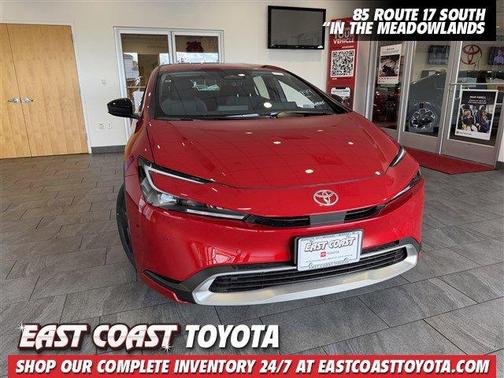 2026 Toyota Prius Plug-In Hybrid SE