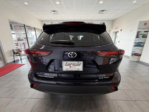 2025 Toyota Highlander XLE