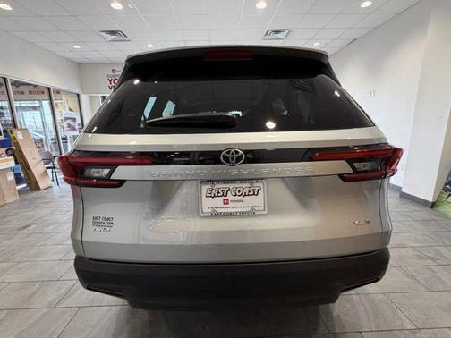 2025 Toyota Grand Highlander XLE