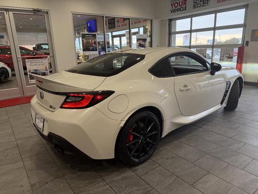 2024 Toyota GR86 Premium
