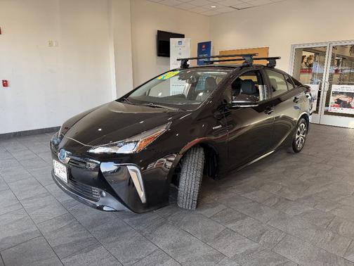 2020 Toyota Prius XLE