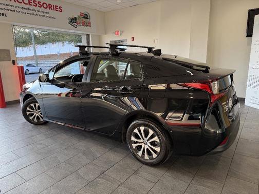 2020 Toyota Prius XLE