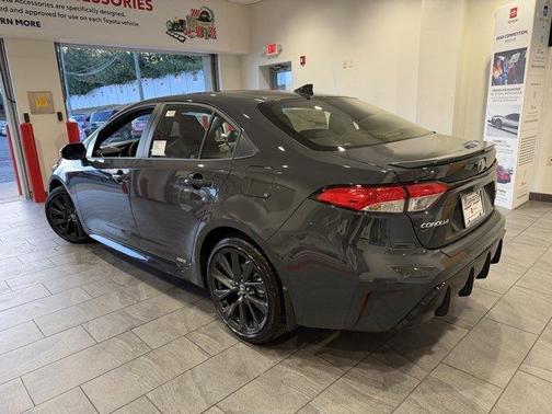 2026 Toyota Corolla Hybrid SE