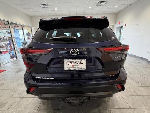 2026 Toyota Highlander Hybrid XLE