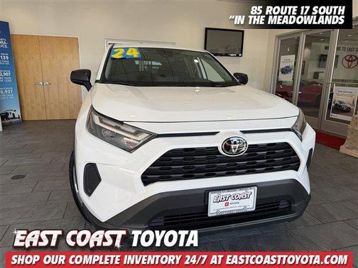2024 Toyota RAV4 LE