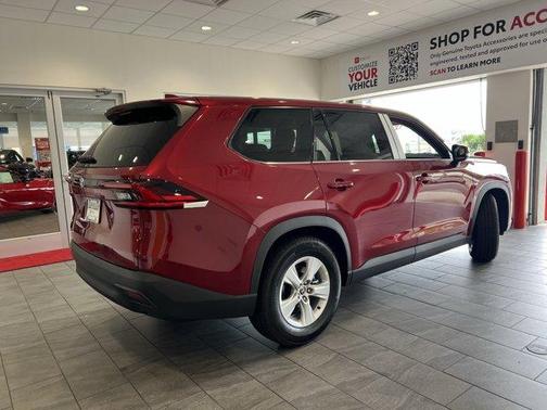 2025 Toyota Grand Highlander LE