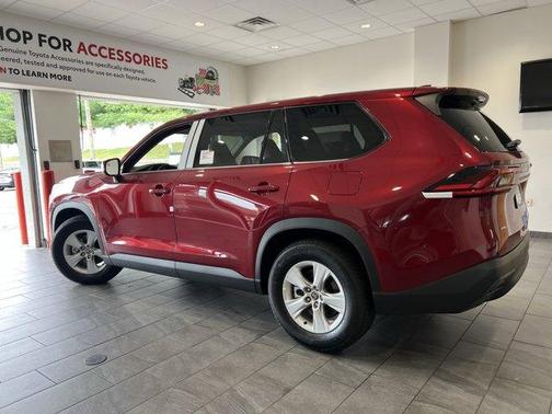 2025 Toyota Grand Highlander LE