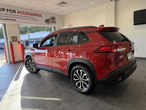 2024 Toyota Corolla Cross Hybrid SE