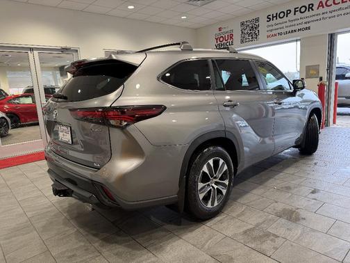 2026 Toyota Highlander Hybrid XLE