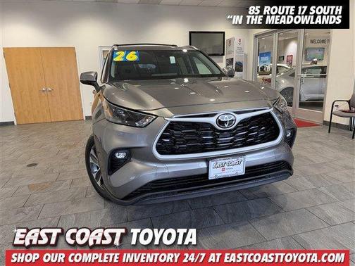 2026 Toyota Highlander Hybrid XLE