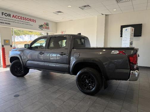 2023 Toyota Tacoma SR5