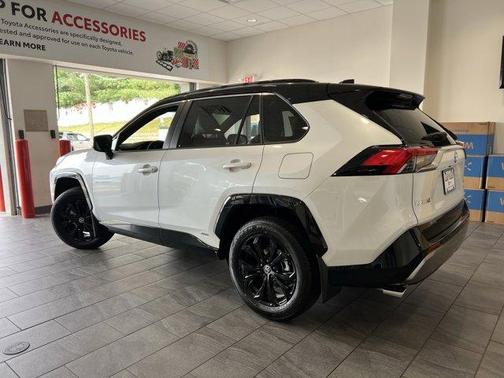 2025 Toyota RAV4 Hybrid XSE
