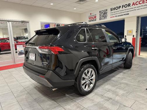 2019 Toyota RAV4 Limited