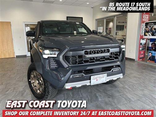 2025 Toyota Tacoma Hybrid Trailhunter