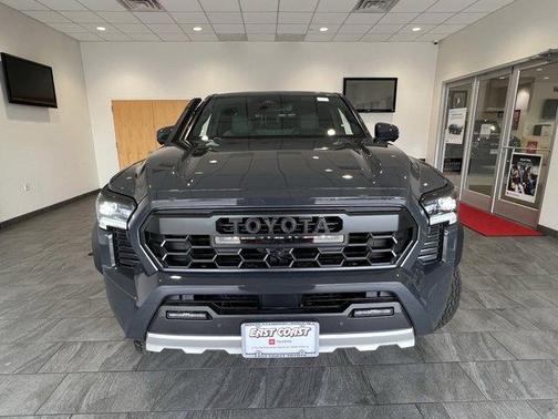 2025 Toyota Tacoma Hybrid Trailhunter